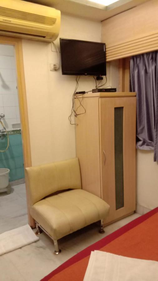 Hotel Aston Kolkata Bagian luar foto