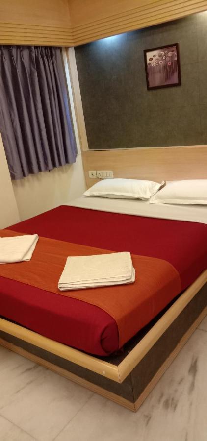 Hotel Aston Kolkata Bagian luar foto