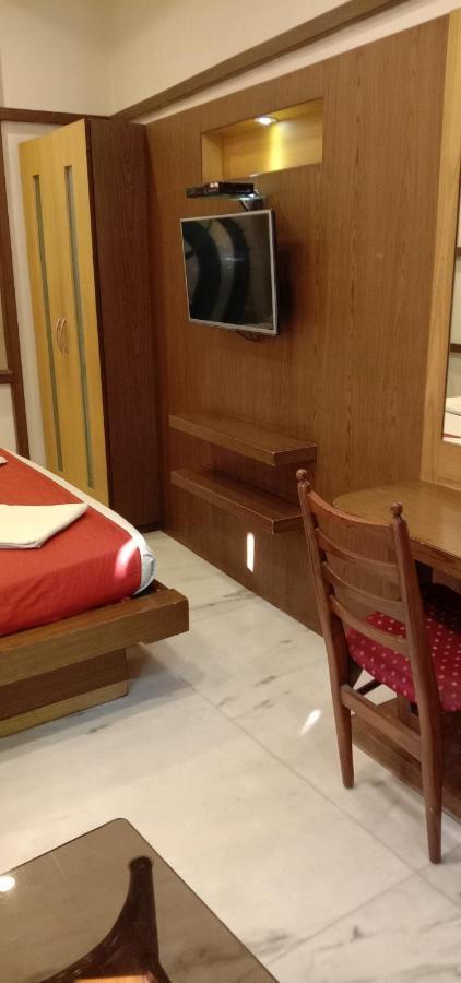 Hotel Aston Kolkata Bagian luar foto